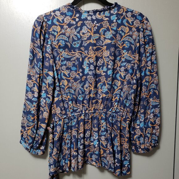 Lucky Brand Faux Wrap Floral Paisley 3/4 Sleeve Top - Picture 2 of 8